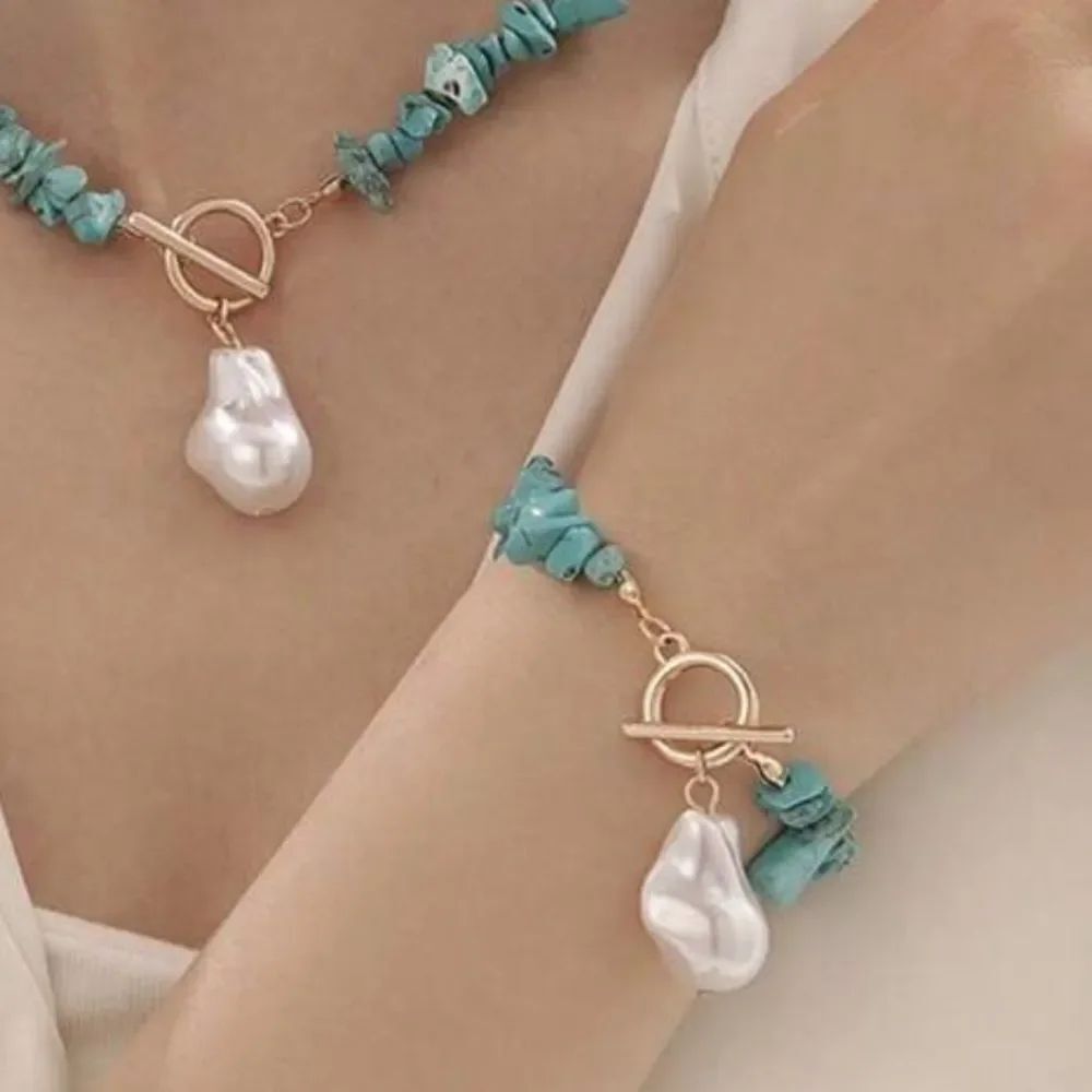 Turquoise Chip Bracelet M707